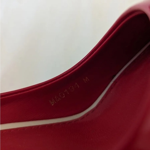 Louis Vuitton heels. Red size 38.5 - Picture 10 of 13
